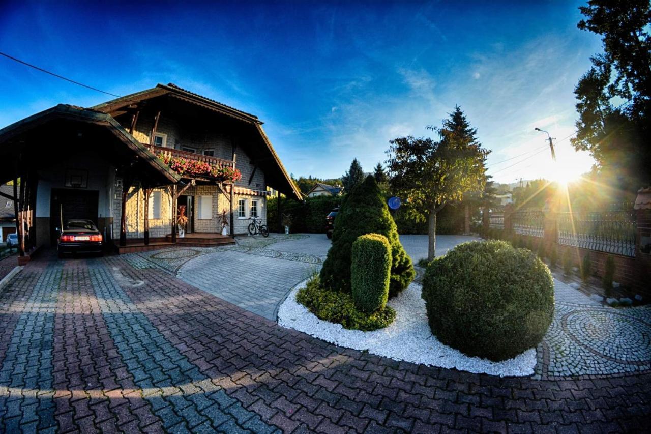 Pokoje Pod Szyndzielnia Bielsko-Biała Exteriör bild
