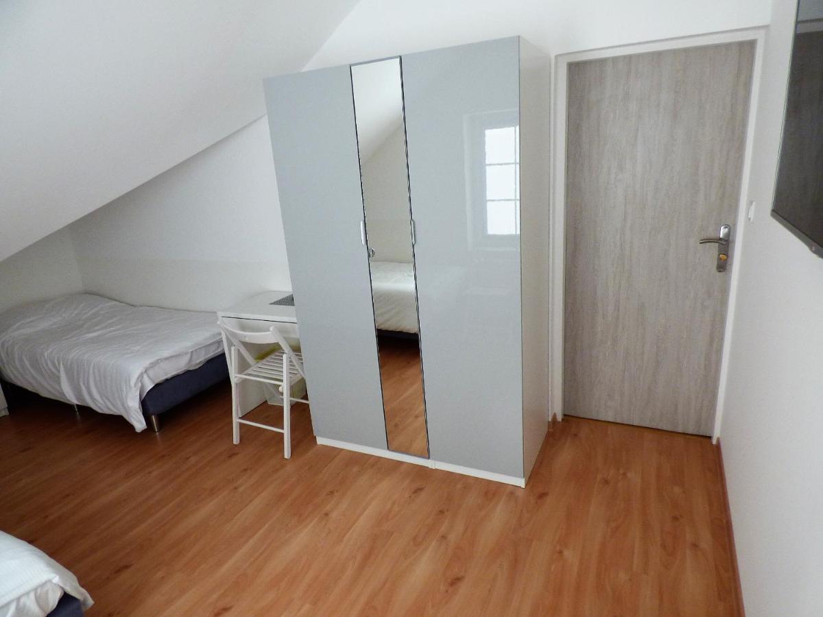 Pokoje Pod Szyndzielnia Bielsko-Biała Exteriör bild